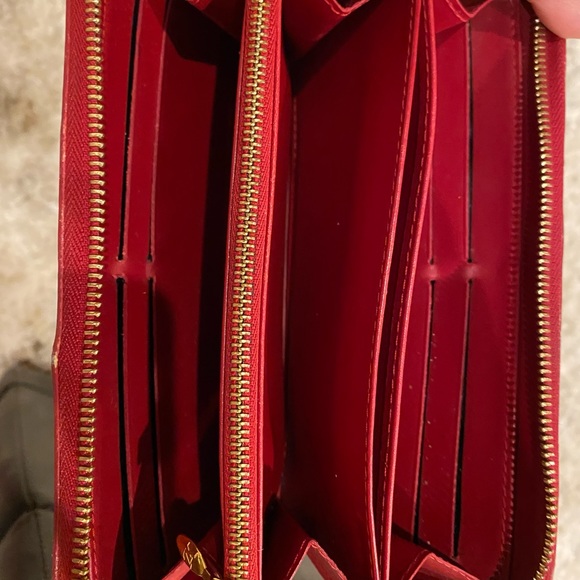 Authentic Vernis zippy Louis Vuitton wallet - Picture 10 of 12